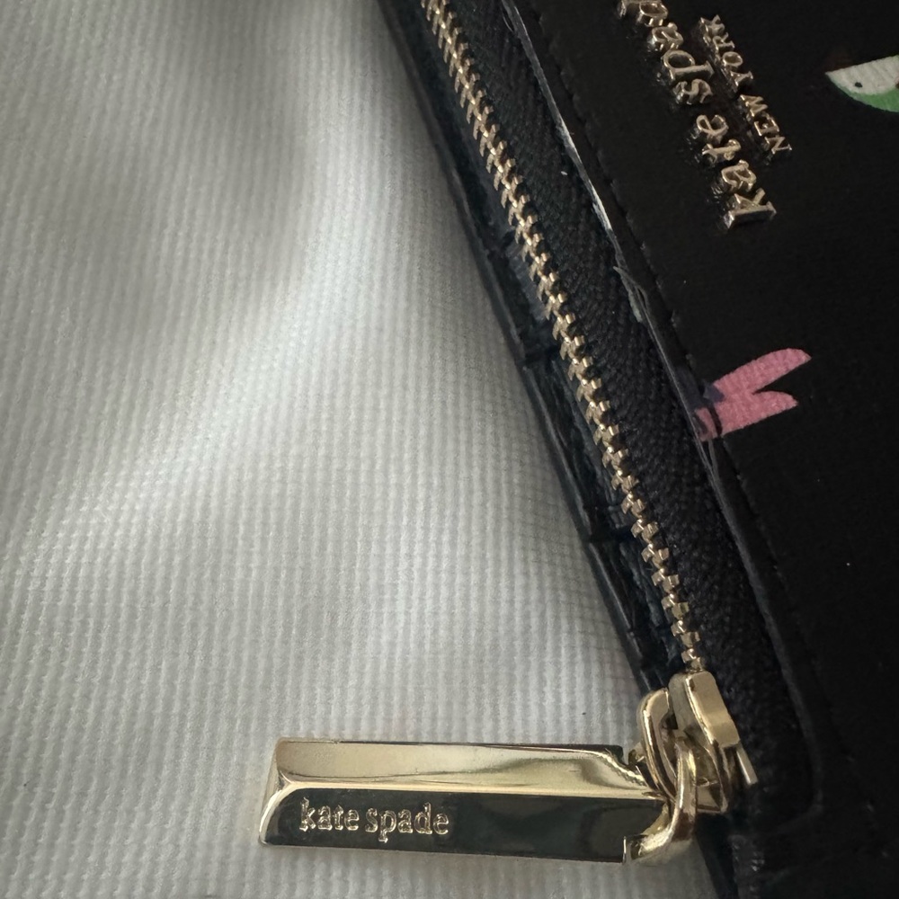 Kate Spade New York pre-loved EUC like new Black Wallet w/ Colorful Birds Design - Picture 5 of 8